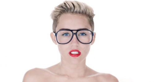 510px x 266px - Miley Cyrus 'Wrecking Ball' by Terry Richardson | Videos | Promonews